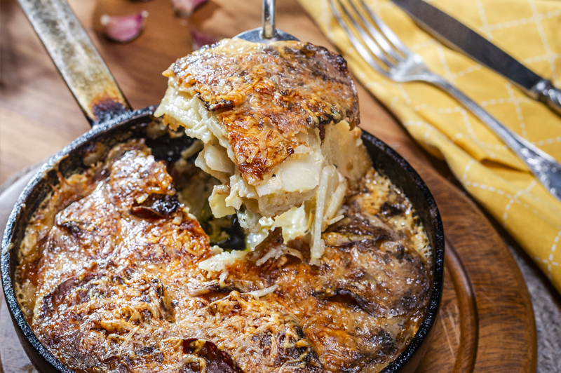 Gratinado de papas y queso Tilst