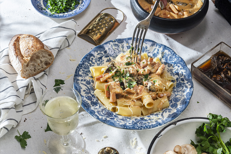 Pasta con Salsa Caruso Rosada